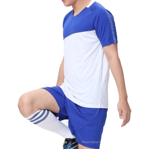 Echipament de fotbal